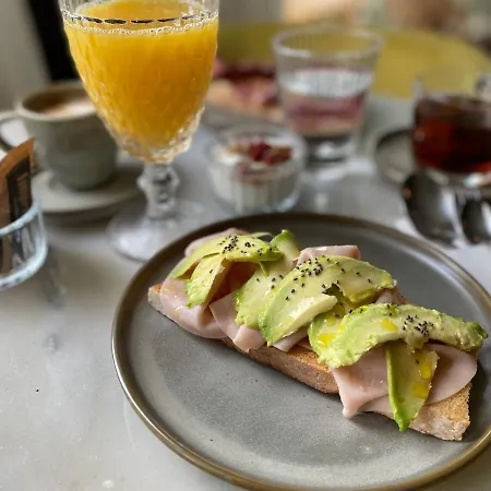 Candil Realejo Bed & Breakfast 4*